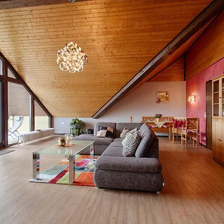 شقة Schoene Aussicht Am Wasserturm Kurtscheid