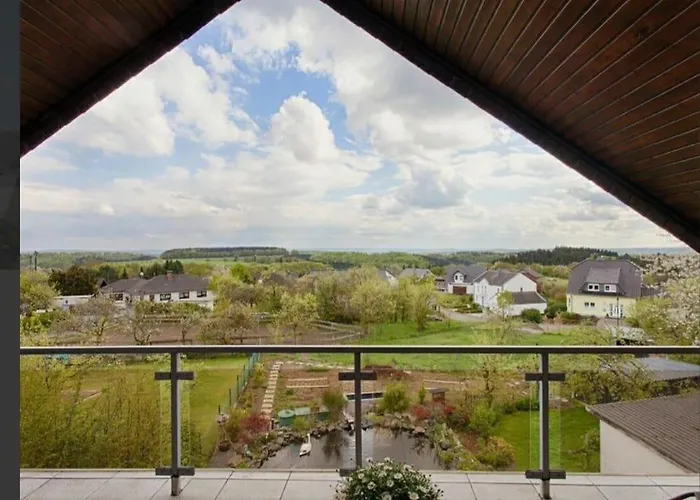 Schoene Aussicht Am Wasserturm * Kurtscheid