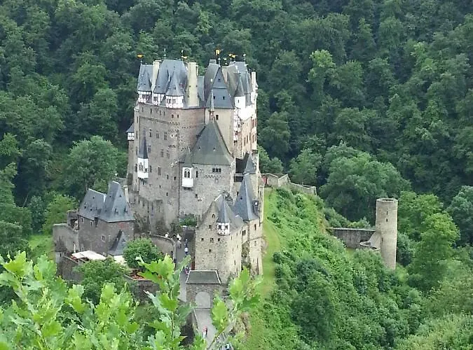 Schoene Aussicht Am Wasserturm דירה Kurtscheid